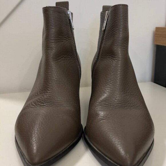 Everlane pebbled leather boss ankle boots taupe grey size 6 - Picture 4 of 7